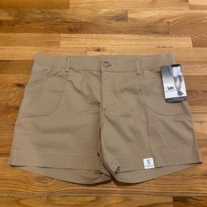 NWT Women’s Lee Rider’s Wheat/Dark Khaki Shorts